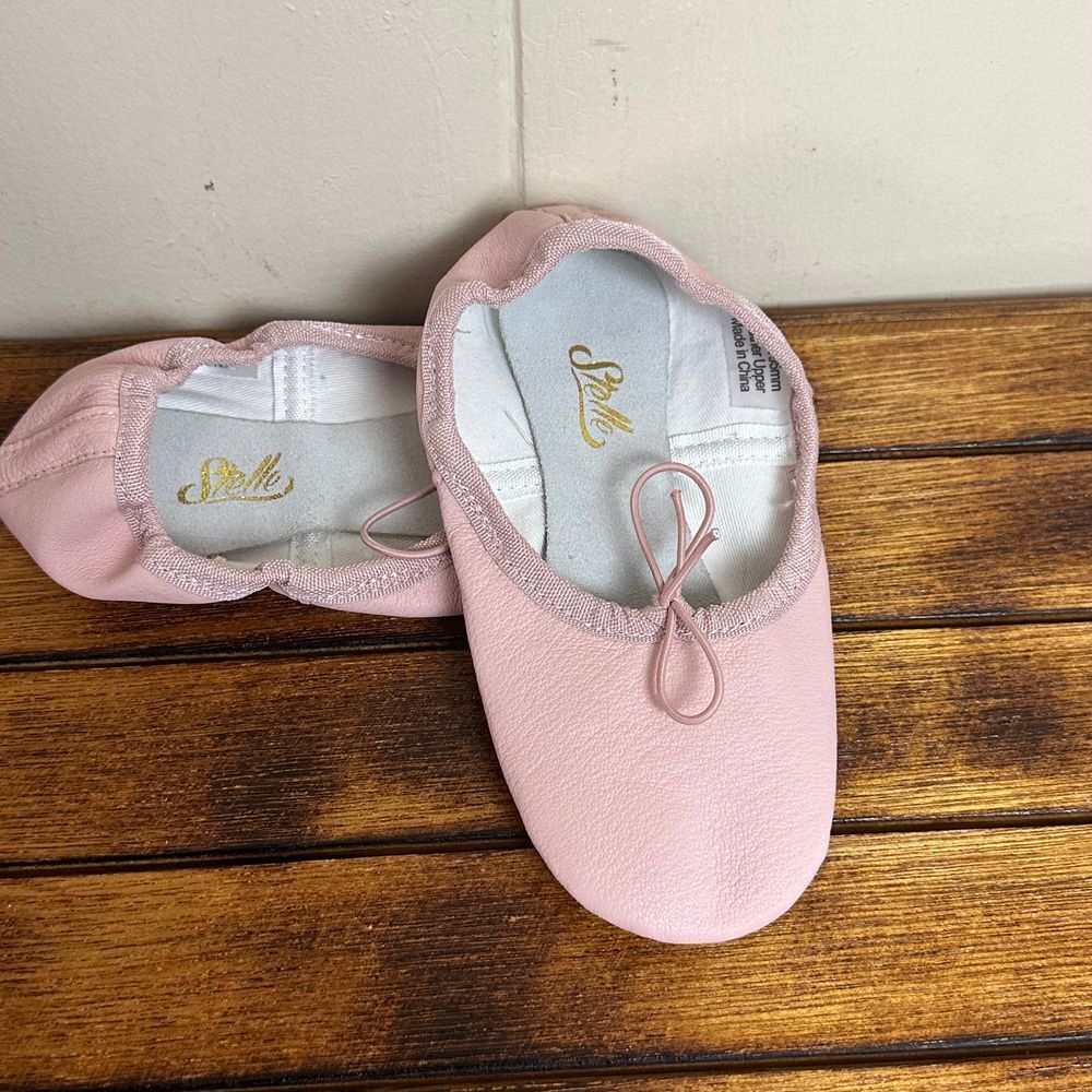 Stelle Ballet Shoes Girls 13ML Dance Slippers‎ No Tied